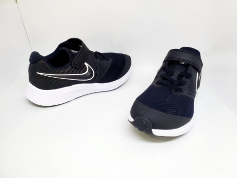 נייק STAR RUNNER - שחור לבן